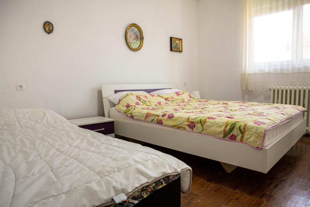 Apartment Monica Niksic Exterior foto